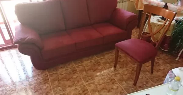 Tapicería en Boadilla del Monte. MADRID. Tapicero a domicilio en la localidad de Boadilla del Monte. Restauración de todo tipo de muebles deteriorados